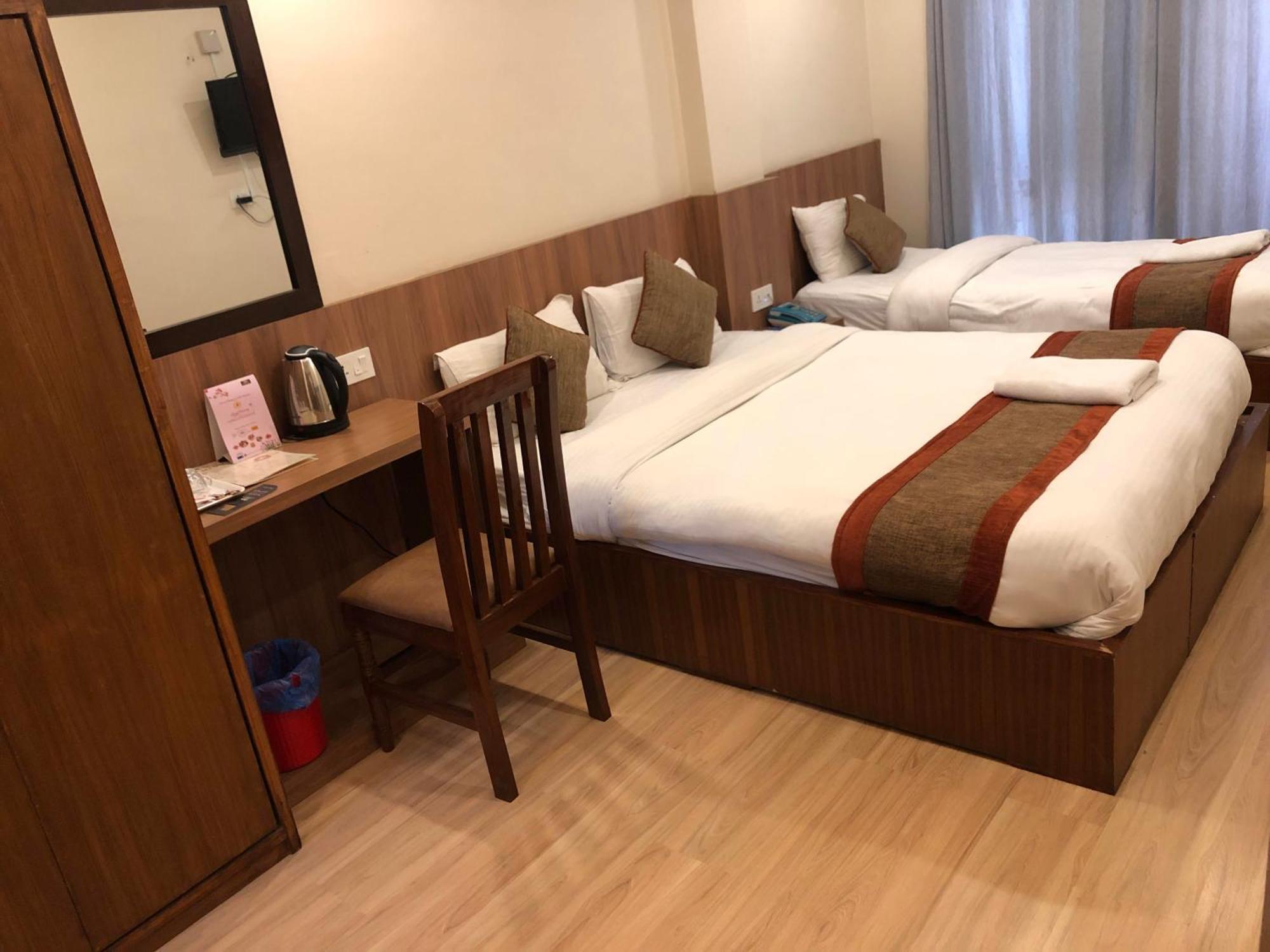 Capital Boutique Hotel Катманду Экстерьер фото